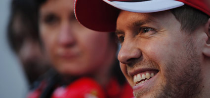 Vettel trionfa in Malesia. L’amore è appena sbocciato